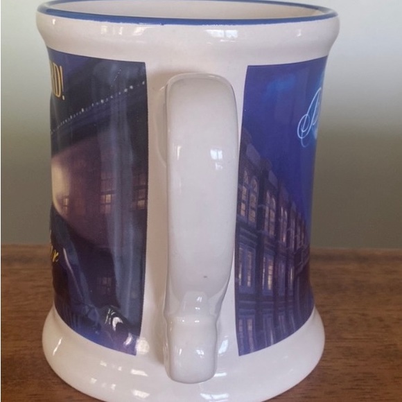 Polar Express 16 Oz Mug Exc Condition - Picture 2 of 9